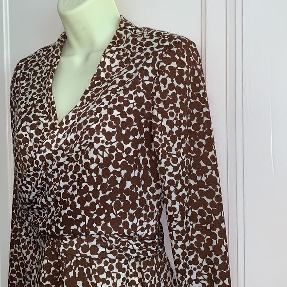 Vtg 70s Rona wrap front brown polyester dress - Picture 2 of 10